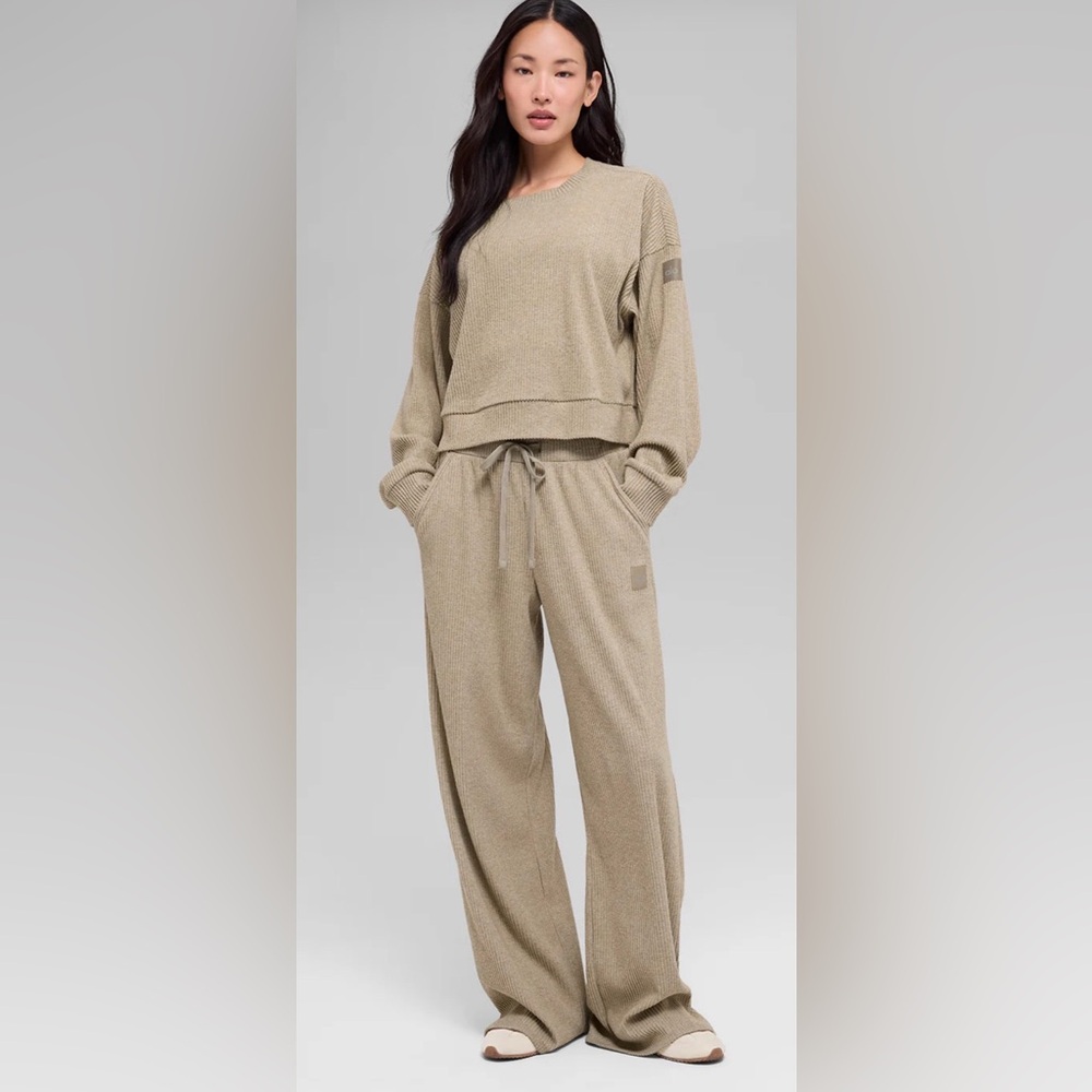 ALO Muse Wide Leg Pant in Gravel Heather - Size S